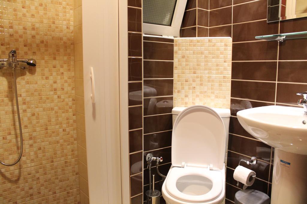 Philoxenia & Apartahotel 2*