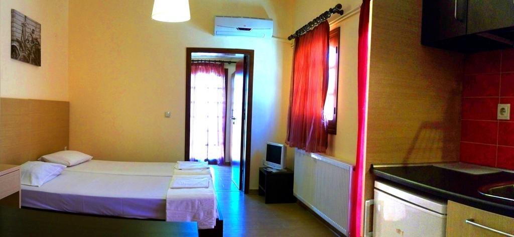 Apartahotel Philoxenia &